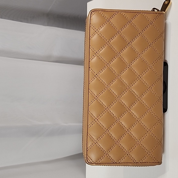 Cole Haan Zippy Wallet - Picture 8 of 17